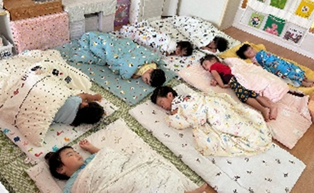 お昼寝の写真